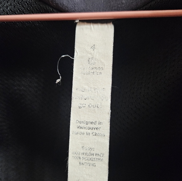 Lululemon Running Jacket - Picture 4 of 5